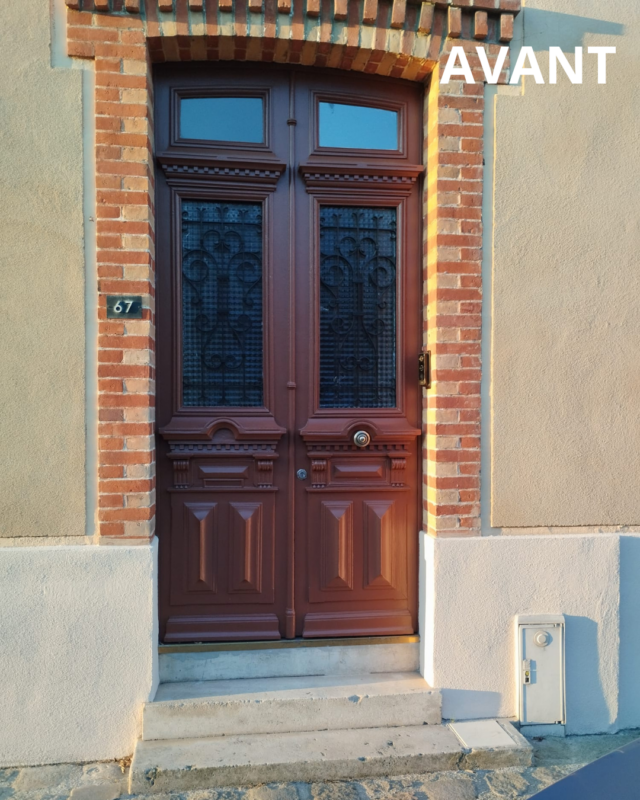 Rénovation porte d'entrée en bois Bel'M sur-mesure 