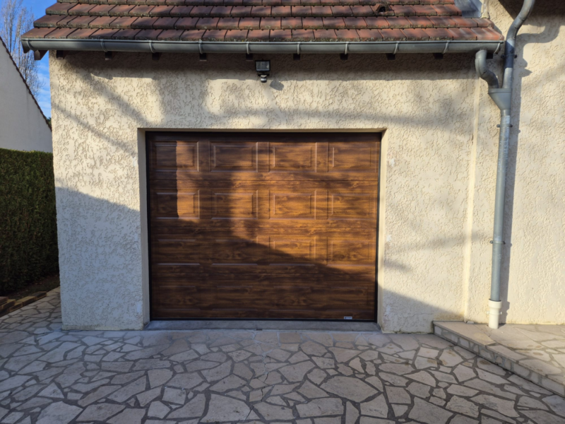 Volet roulant solaire Bubendorff posé à La Chapelle-la-Reine (77)