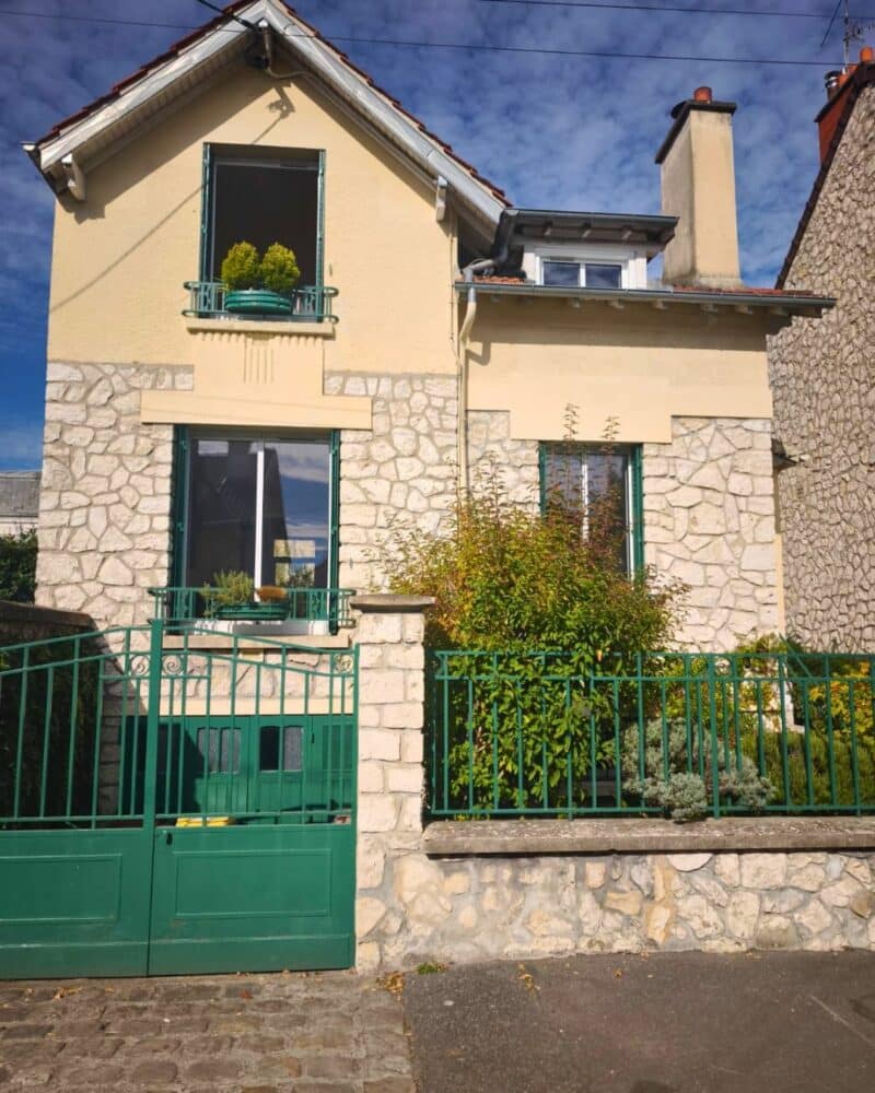 Rénovation de fenêtres aluminium Millet SiMple sur une maison traditionnelle à Fontainebleau